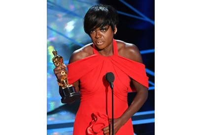 【第89回アカデミー賞】ヴィオラ・デイヴィス、3度目のノミネートで初の助演女優賞 画像