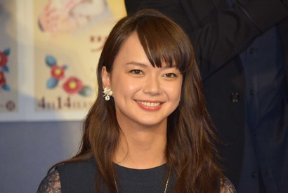 “自称”人見知りの多部未華子、共演者らに「よくしゃべる」とバラされ苦笑い 画像
