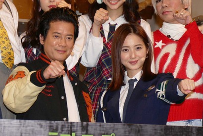 新婚の佐々木希、“父”唐沢寿明からコマネチ指導「角度が重要」 画像