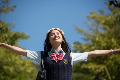 土屋太鳳、撮影以外もずっと“お兄の妹”！ 撮影秘話入手 画像