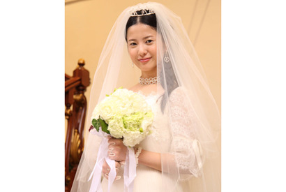 吉高由里子、2年ぶり主演映画でワガママ5マタ女！　ウエディングドレス姿も披露 画像