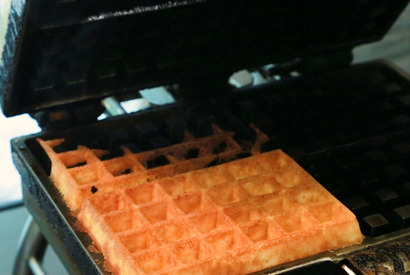 極上のサクふわ体験！ ベルギー人オーナーが焼き上げる本格ワッフル 画像