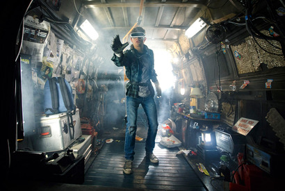 S・スピルバーグ監督が描くVRの世界！80年代ポップカルチャー満載の初映像解禁 画像