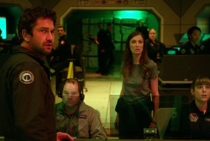 ジェラルド・バトラー、地球を救うため「12時間も吊られっぱなし」 画像