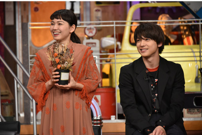 二階堂ふみ＆吉沢亮、ガヤ芸人の“裏の顔”にあ然…「ウチのガヤがすみません！」 画像