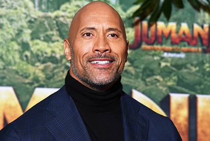 ドウェイン・ジョンソン、3人の娘のパパに！恋人との間に女児誕生 画像