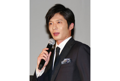 田中圭、林遣都、眞島秀和による“全裸サプライズ”の話題にSNS沸く…「しゃべくり007」 画像