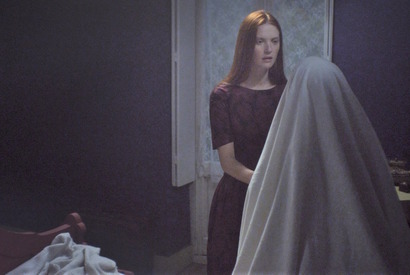 あなたを感じる…『エンジェル、見えない恋人』魅惑の未公開場面写真 画像