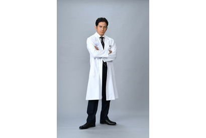 岡田准一、「白い巨塔」で初の“医師役”！「今やることに意義がある」 画像