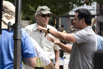 マイケル・ペーニャ、“相棒”B・クーパーとイーストウッドを追う『運び屋』 画像