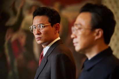 まるでシェイクスピア劇？ファン・ジョンミン＆イ・ソンミン緊迫の情報戦『工作』独占映像 画像