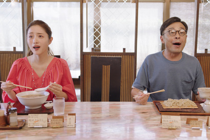 石原さとみ、光石研とハモる!?　荻窪ラーメンに「うまーっ！」東京メトロ新CM 画像