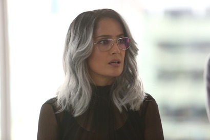 サルマ・ハエック、強烈キャラで計画を妨害!?『ハミングバード・プロジェクト』 画像