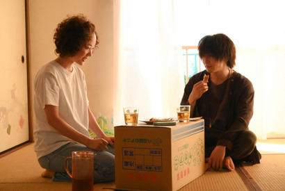 中村倫也の“ハイボールのチョコミントアイスのせ”に視聴者興味津々…「凪のお暇」第3話 画像