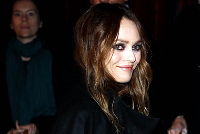 ヴァネッサ・パラディ、仏のTV番組でジョニー・デップとの破局説を完全否定 画像