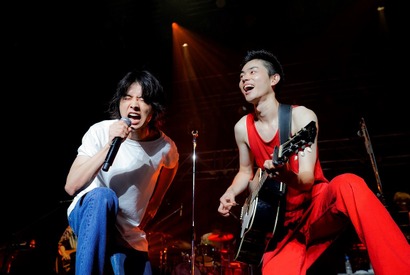 菅田将暉、山崎賢人と「さよならエレジー」熱唱！ツアーファイナルを締めくくる 画像