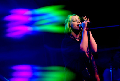 ビリー・アイリッシュの『007』主題歌が公開に 絶賛コメント相次ぐ 画像