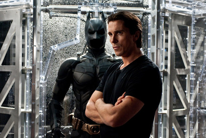 “ダークナイト”のピンチにキャットウーマンも忠告…『ダークナイト』新予告編到着！ 画像