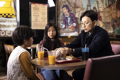 児童虐待問題描く韓国映画『幼い依頼人』6月1日より各配信サービスで先行配信 画像