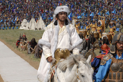 『蒼き狼　地果て海尽きるまで』の主題歌「Innocent Blue〜地果て海尽きるまで〜」発売中！ 画像