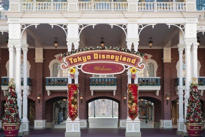 【ディズニー】パークにXmasがやってくる！グッズはアプリで先行販売 画像