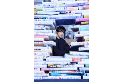 高杉真宙、初フォトエッセイ発売　書き下ろし加えた「漫画喫茶・タカスギへようこそ」 画像