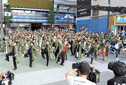 妻夫木聡＆鈴木保奈美にリウ・ハオランも踊る！『唐人街探偵 東京MISSION』エンディングダンス映像 画像