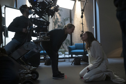 「ハンドメイズ・テイル」エリザベス・モス、監督に初挑戦「素晴らしいキャストがいて、ラッキーでした」 画像