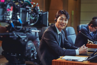 チョン・ウソン＆クァク・ドウォンのなごやか笑顔も『スティール・レイン』メイキング写真 画像