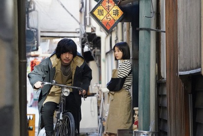 成田凌と馬場ふみかの共演に「コードブルー思い出す」の声、桐山照史“長谷川”には“真犯人説”も…「逃亡医F」第2話 画像