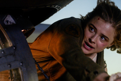 女性兵士たちへのリスペクトを込めた新たなヒロイン像『シャドウ・イン・クラウド』場面写真＆監督コメント解禁 画像