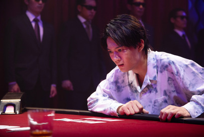 佐野勇斗が追い詰められる…“梶隆臣”の背景にあるもう1つの物語とは？「嘘喰い」 画像