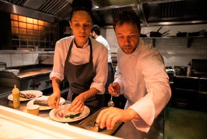 全編90分驚異のワンショット撮影！崖っぷちシェフの予測不能な一夜描く『ボイリング・ポイント／沸騰』7月公開 画像