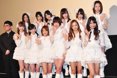 高橋みなみが峯岸の事件を謝罪　篠田麻里子らメンバー涙 画像