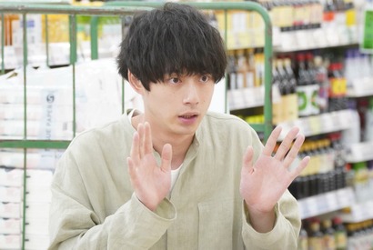 坂口健太郎“小勝負”、みかんパン頬張るラストに絶賛の声殺到、“小勝負ロス”を訴える投稿も多数…「競争の番人」最終話 画像