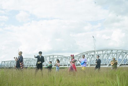 ムロツヨシ＆満島ひかりら、演奏練習メイキング映像『川っぺりムコリッタ』 画像