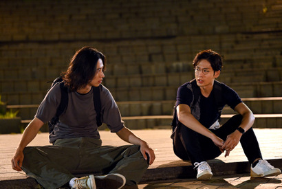 山崎賢人“那由他”＆松下洸平“隼人”…仲直りシーンに「ウルウルせずにはいられない」「熱い思いは一緒」の声多数「アトムの童」4話 画像