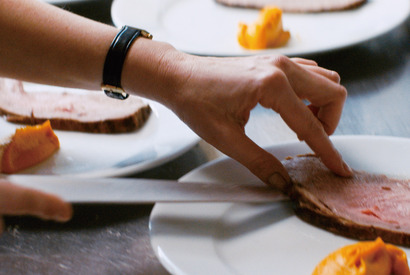 『ウィ、シェフ！』に登場“仔牛のランプ肉 ニンジンのピューレ添え”レシピを独占入手！ 画像