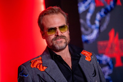 デヴィッド・ハーバー、「ストレンジャー・シングス」最終章は「すごく感動的なものに」と予告 画像