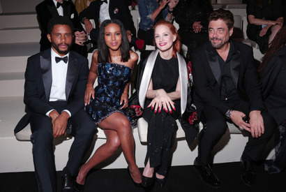 ヴェネチア国際映画祭で「ジョルジオ アルマーニ」のショー開催 ジェシカ・チャステインらが来場 画像