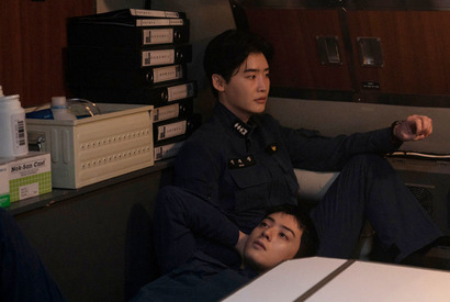 チャウヌ「イ・ジョンソク兄さんのお陰でより没頭できた」“兄弟”カット解禁『デシベル』 画像
