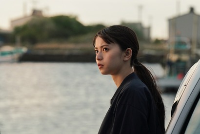 木村多江＆齋藤飛鳥、緊迫の電話…『映画 マイホームヒーロー』本編映像 画像