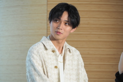 恋愛ドラマ初主演の永瀬廉、高橋海人の反応明かす「照れて見れない」 画像