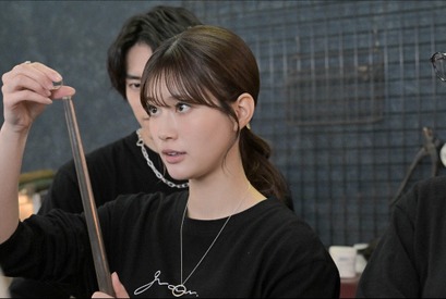 生見愛瑠“まこと”は誰かに追われていた？様々な考察広がる…「くるり～誰が私と恋をした？～」3話 画像