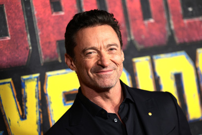 ヒュー・ジャックマン、キー・ホイ・クァンに25年ぶりに再会し大喜び インスタで報告 画像