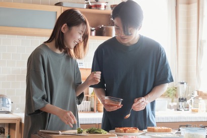 菊池風磨×ゲストの爆笑メイキング「私たちが恋する理由」裏側に迫る第2弾配信 画像