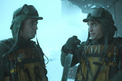 『ミッキー17』にロバート・パティンソンを選んだポン・ジュノ監督、決め手になった3作品とは 画像