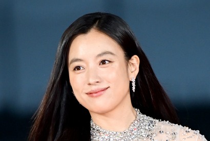 ハン・ヒョジュ、20周年の節目に誓う“さらなる飛躍”…20年を振り返る写真も話題！ 画像