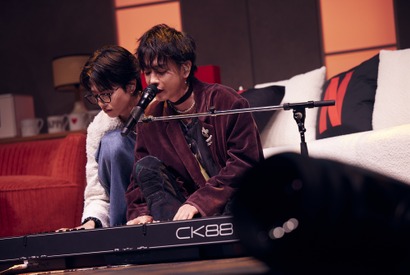 佐藤健率いる“TENBLANK”「グラスハート」試写会イベント登場＆生演奏 画像