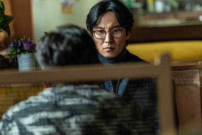 キム・ナムギル演じるベストセラー作家が疑惑の渦中に…『ブロークン 復讐者の夜』本編映像 画像